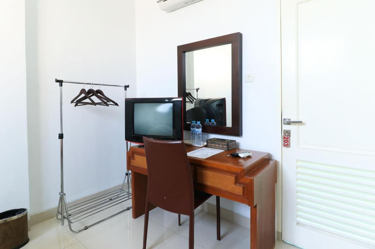 Ge Jacmart Homestay ماكاسار المظهر الخارجي الصورة