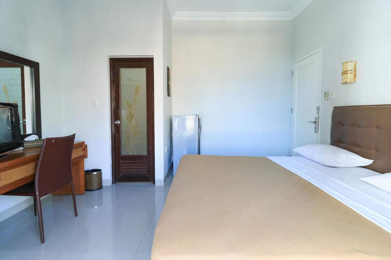 Ge Jacmart Homestay ماكاسار المظهر الخارجي الصورة