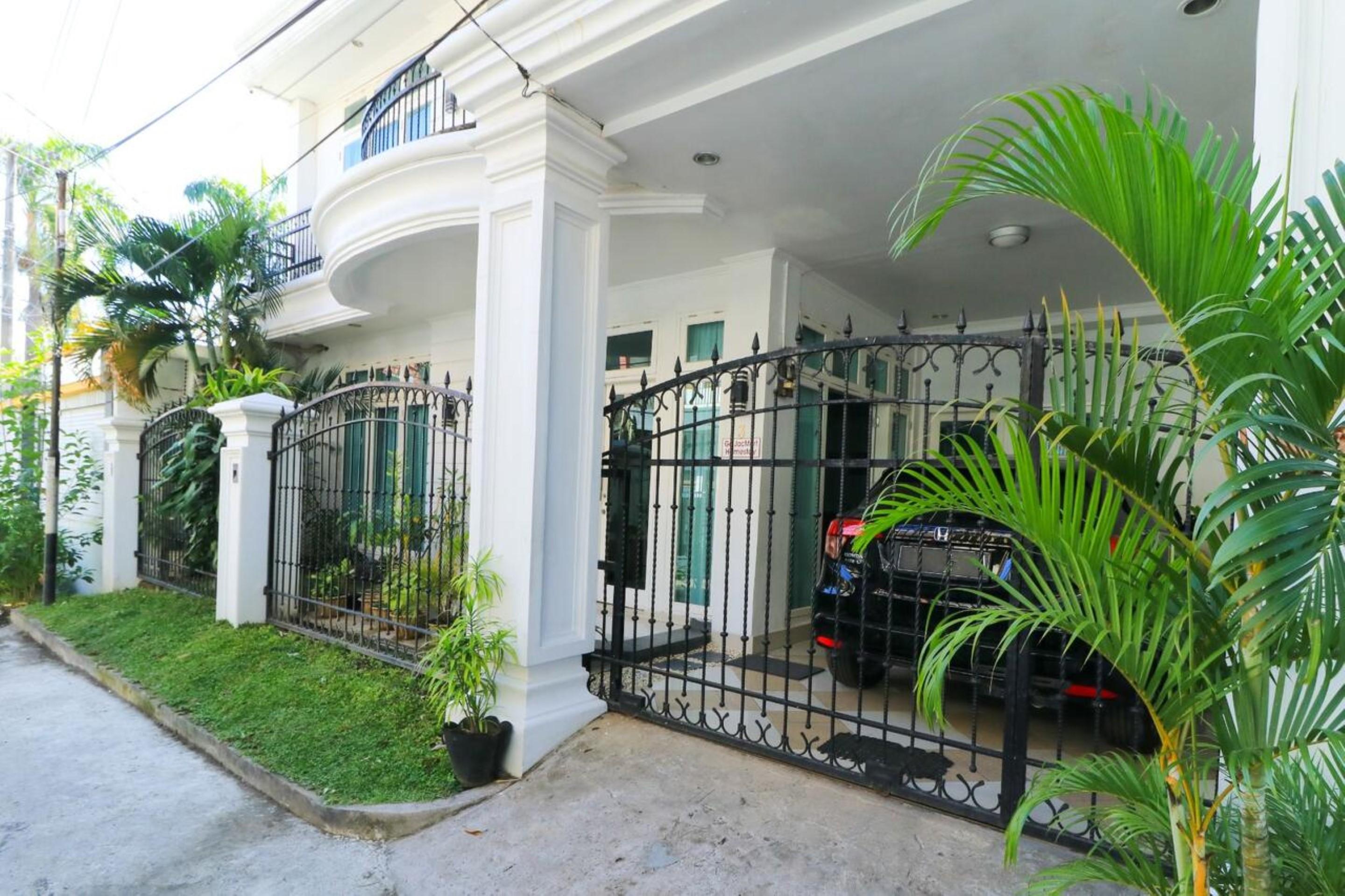 Ge Jacmart Homestay ماكاسار المظهر الخارجي الصورة
